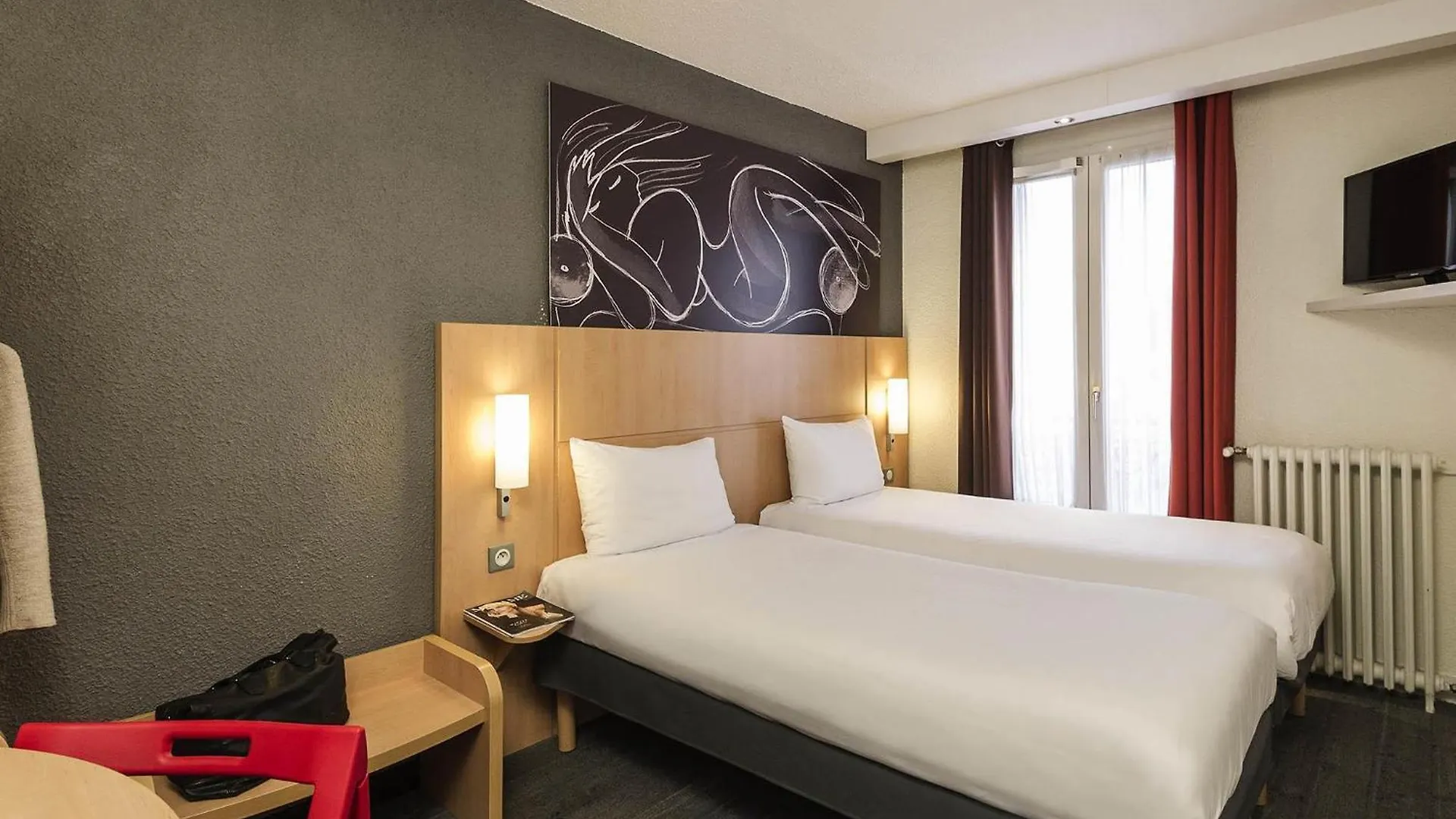 4 Hôtels Ibis dans le 15e arr. de Paris qui Méritent l'Attention